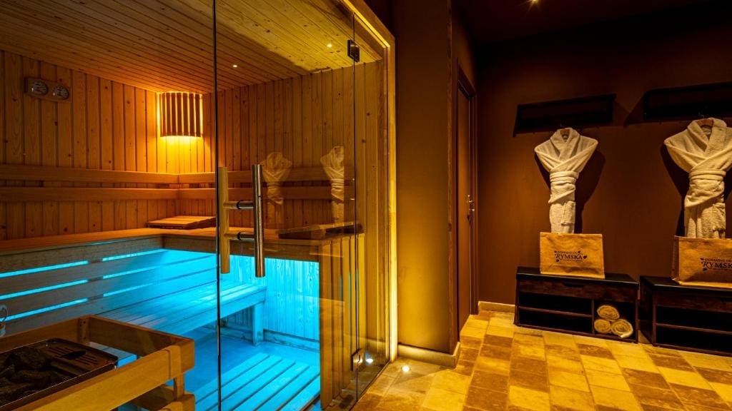 Domaine de Rymska & Spa, Saint-Jean-de-Trézy – romantic hotel