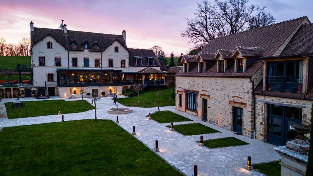 Domaine de Rymska & Spa, Saint-Jean-de-Trézy – romantic hotel
