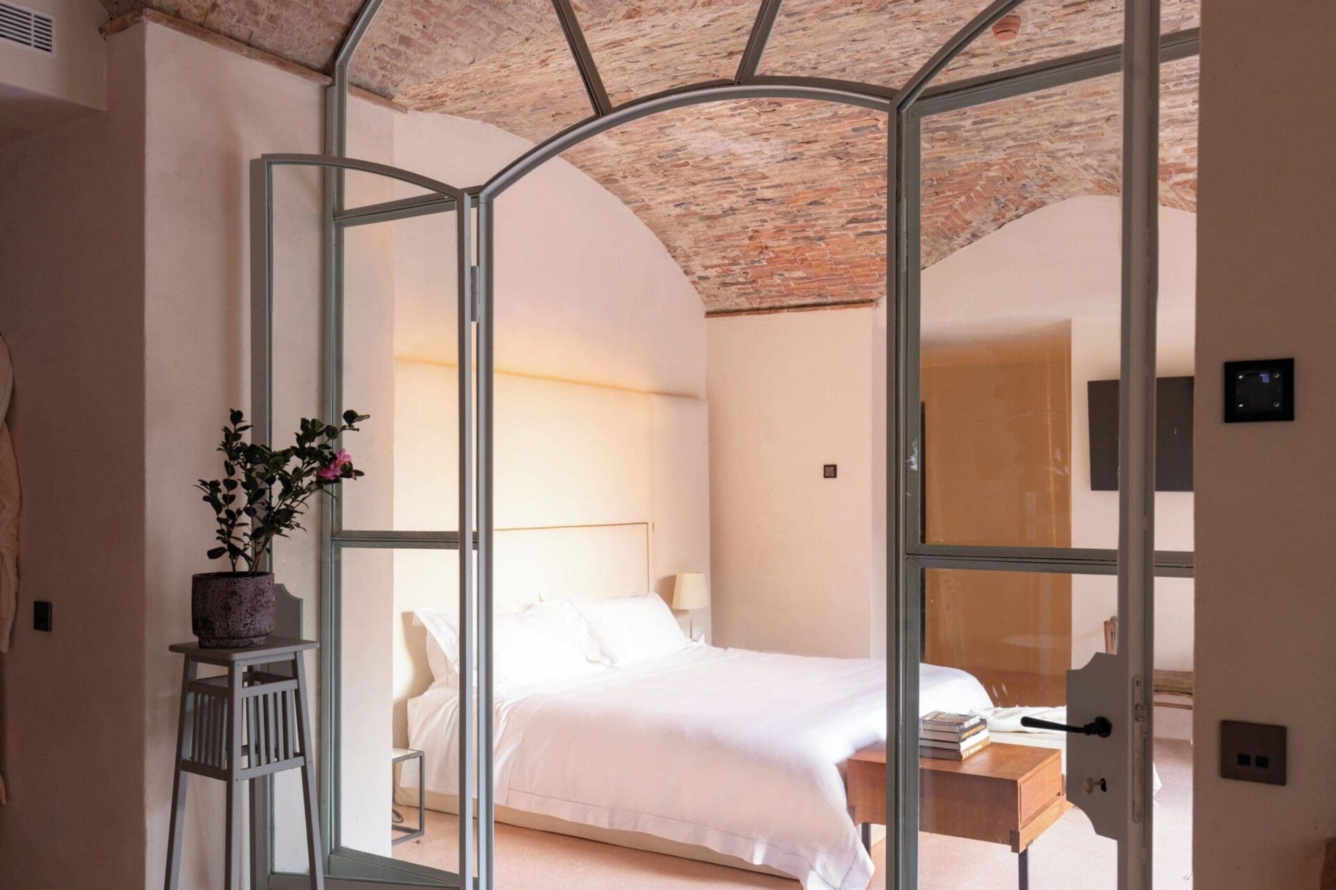 14-IlSalviatinoFlorence-BestRomanticHotelsItaly.jpg