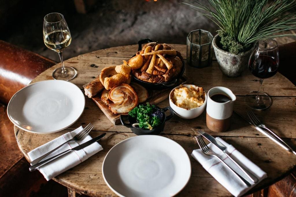 14ArtistResidenceOxfordshireUK-BestRomanticNatureHotels