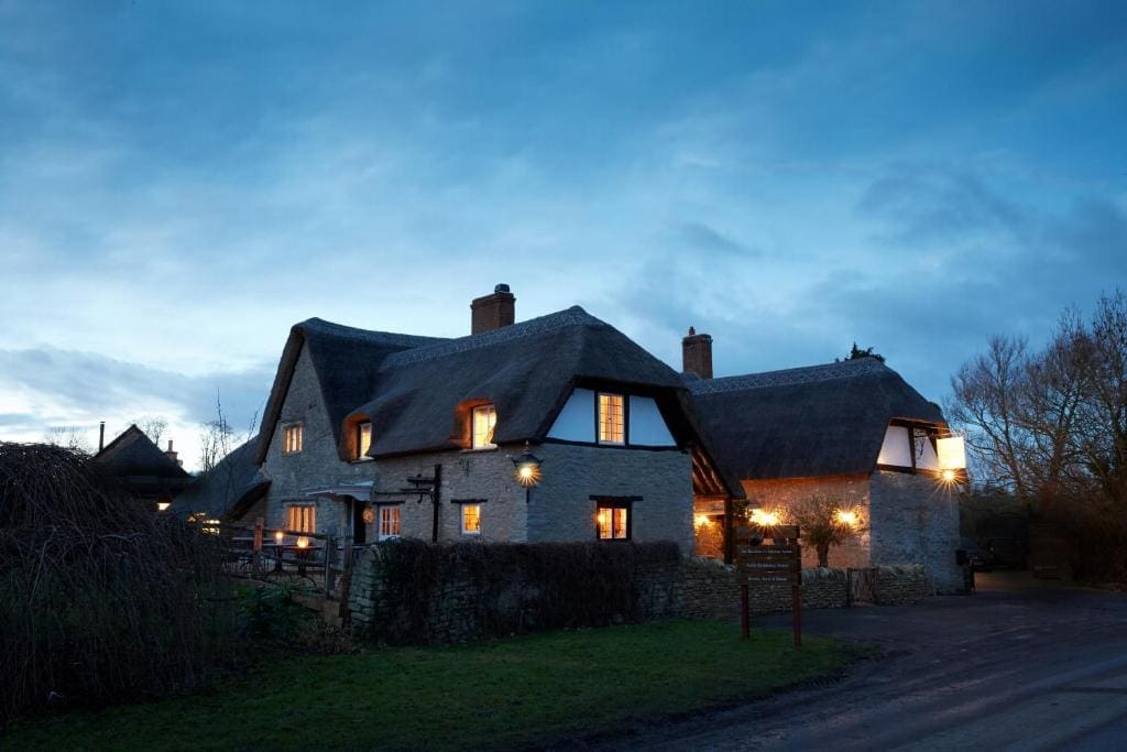 7ArtistResidenceOxfordshireUK-BestRomanticNatureHotels