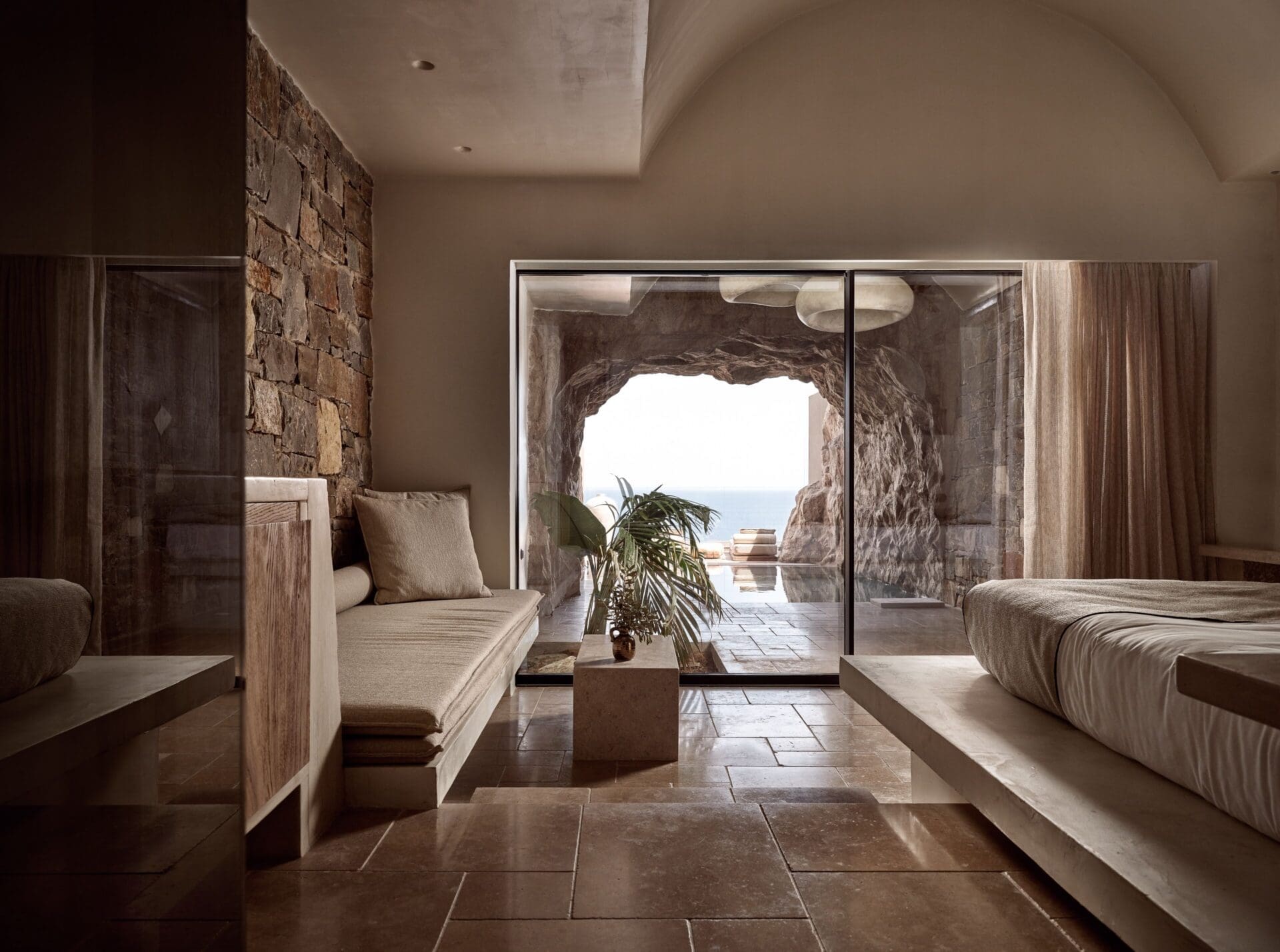 2-AcroSuitesCrete-BestRomanticHotelsGreece