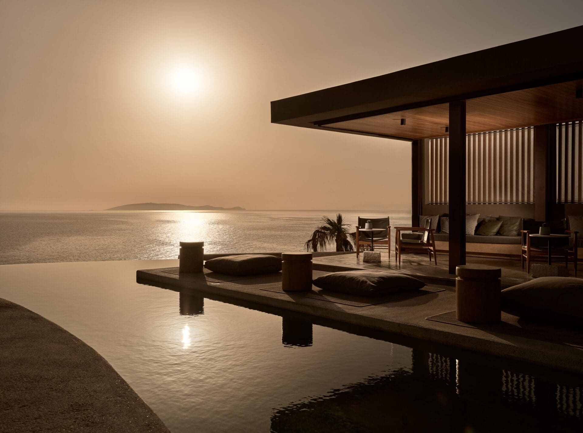 4-AcroSuitesCrete-BestRomanticHotelsGreece